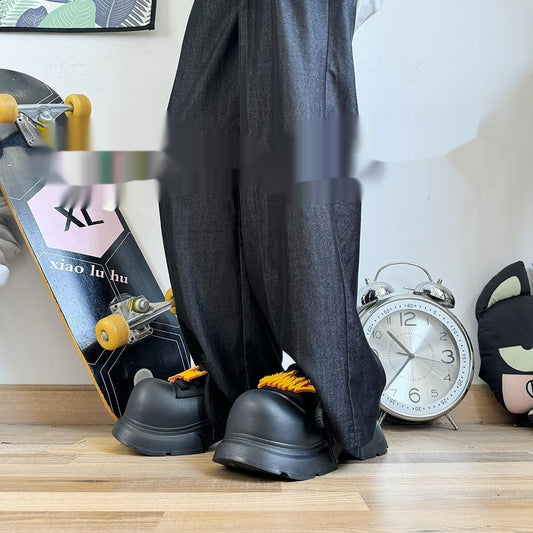 أحذية رياضية رجالية ونسائية ذات نعل سميك لزيادة الطول، مناسبة للأزواج ذوي الرؤوس الكبيرة.