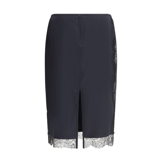 تنورة من الساتان بتفاصيل من الدانتيل