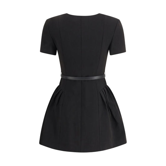 Vestido de crepe de manga corta