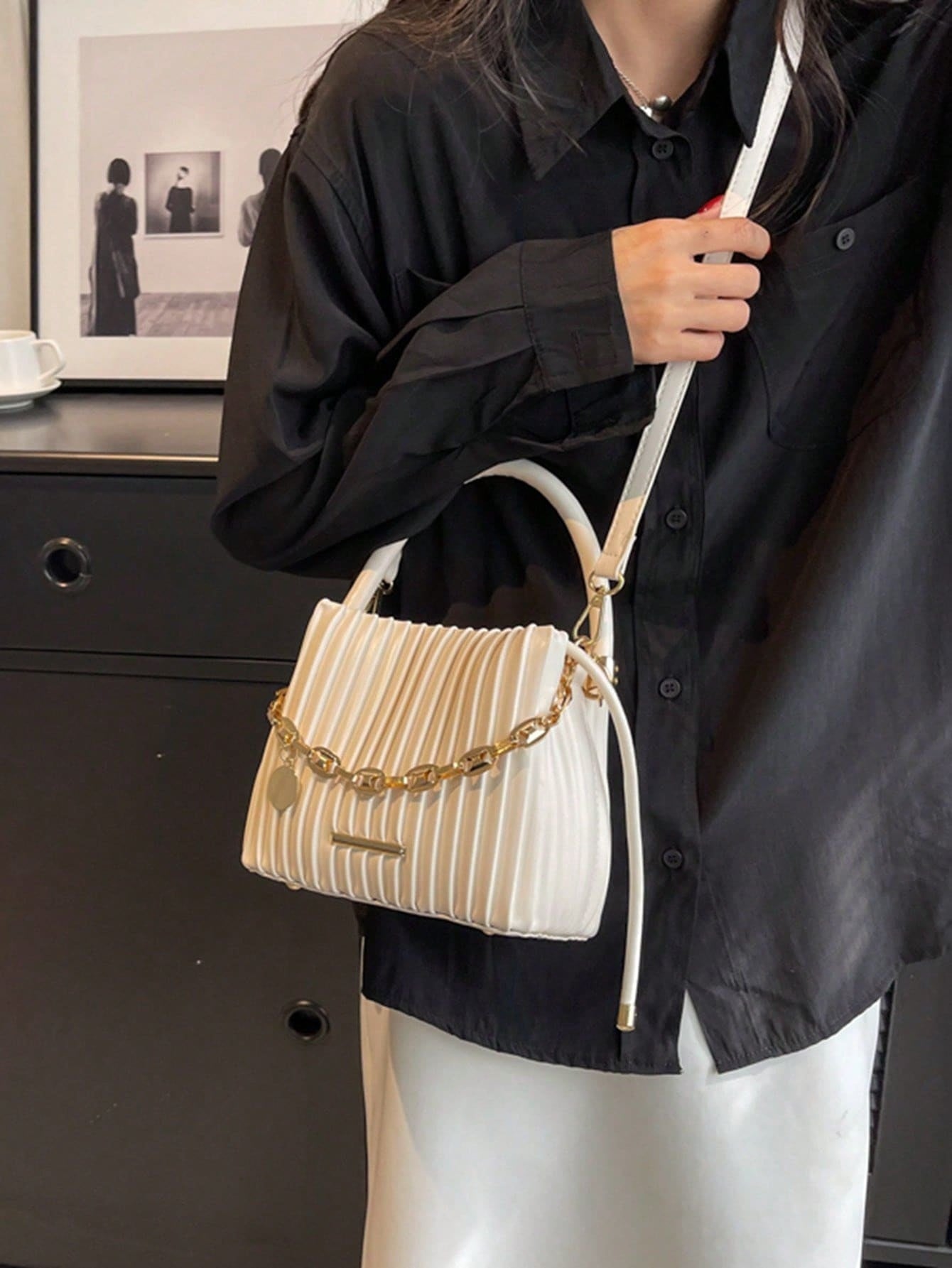 Handbag Pleated Bag Women Fashion Chain Niche Bucket Bag Personality Shoulder Messenger Bag