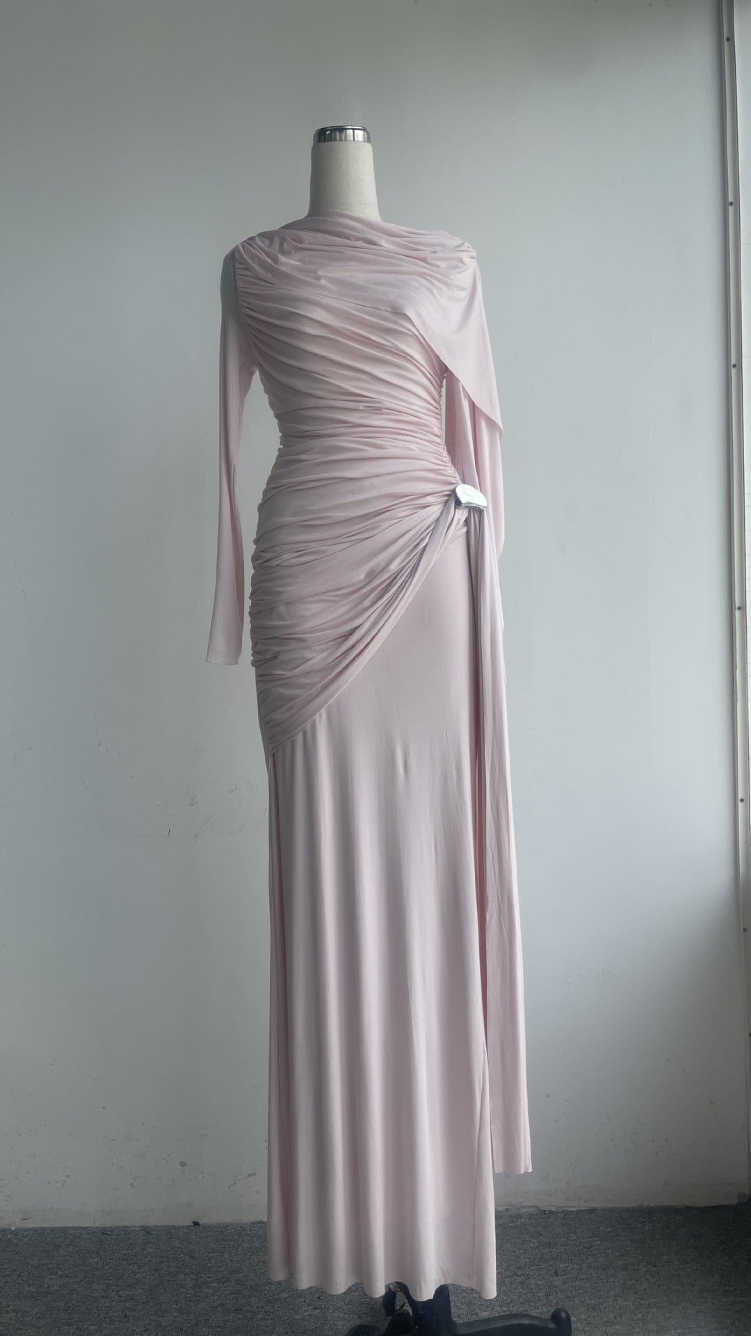 Niche Solid Color Pleating Asymmetric Simple Slim Dress