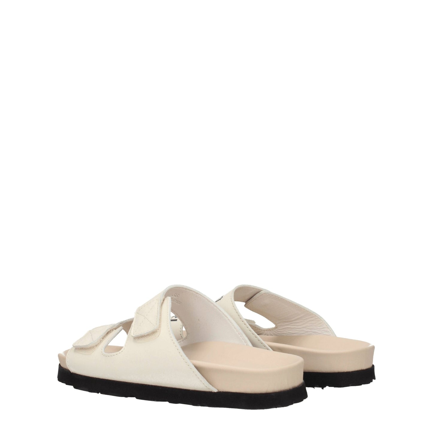 Sandalias planas de piel beige