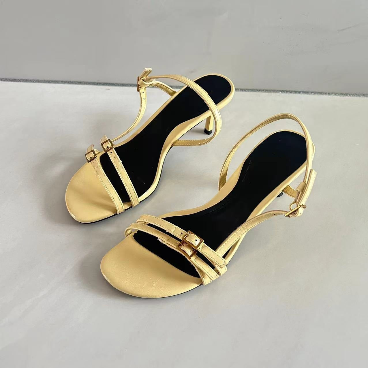 Summer New Women's Shoes Yellow Word Fashion Buckle High Heels
